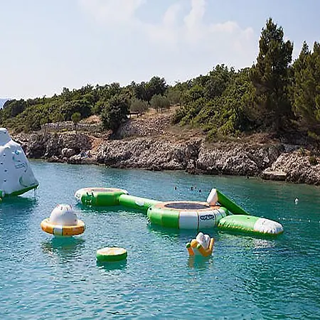 Vesna * Pinezići