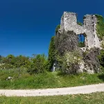 Vesna * Pinezići