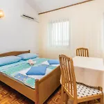 Vesna Appartement Pinezići