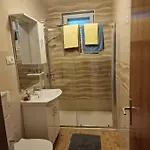 Vesna * Pinezići
