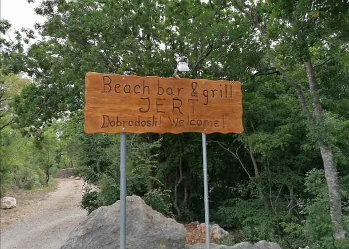 Vesna * Pinezići